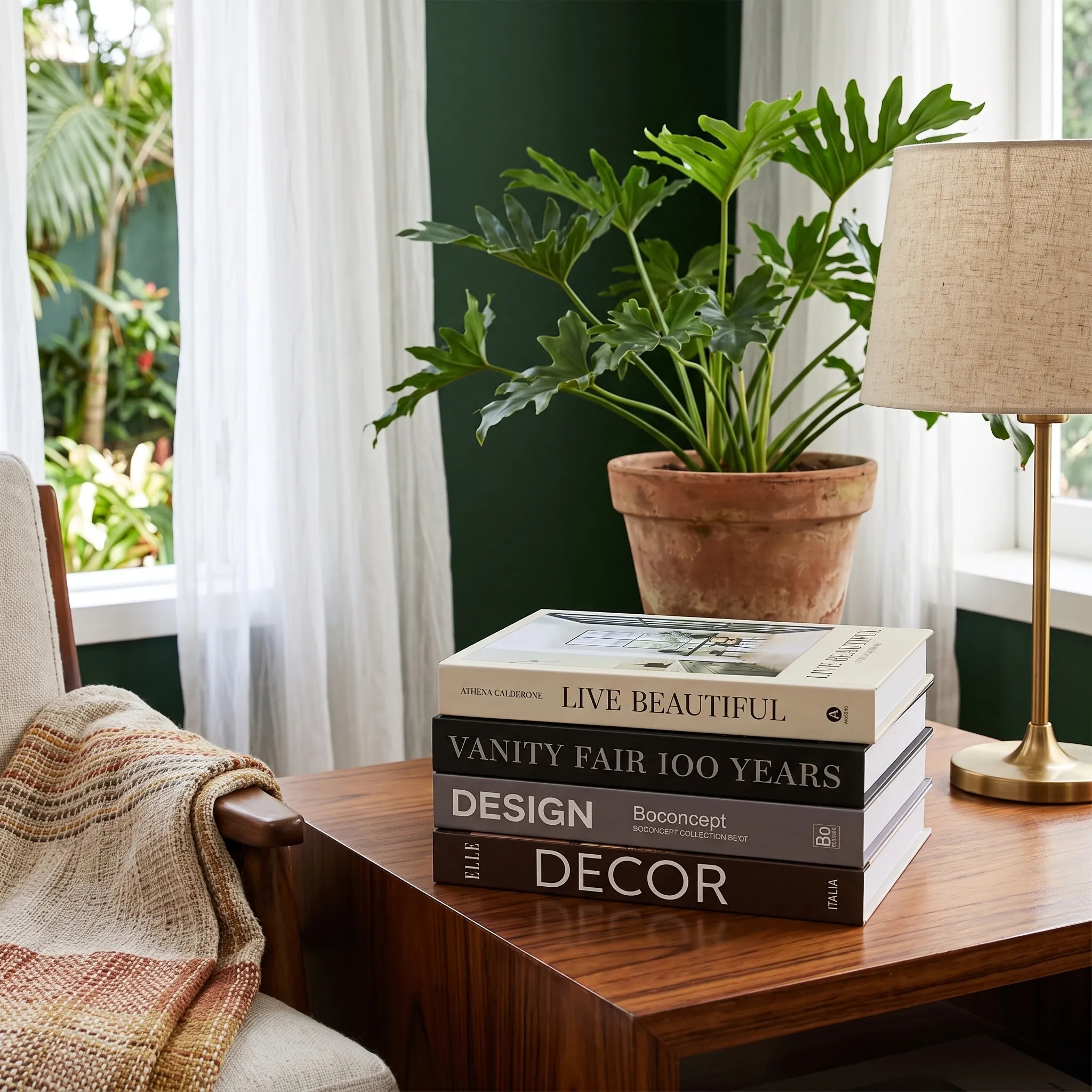 Livro Decorativo Falso com Compartimento Secreto para Sala