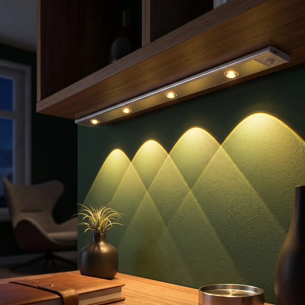 Luminária LED com Sensor de Movimento USB