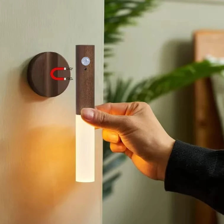 Luminária LED Bastão com Sensor de Movimento