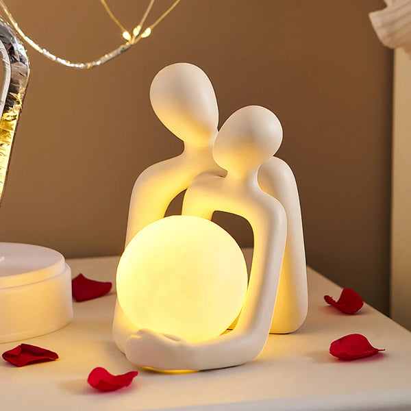 Estatueta Decorativa Casal em Resina Estilo Nórdico