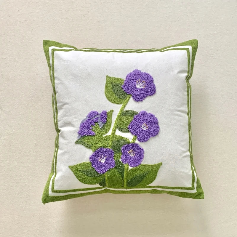 Capa de Almofada Bordada Tulipa em Algodão (45x45cm)